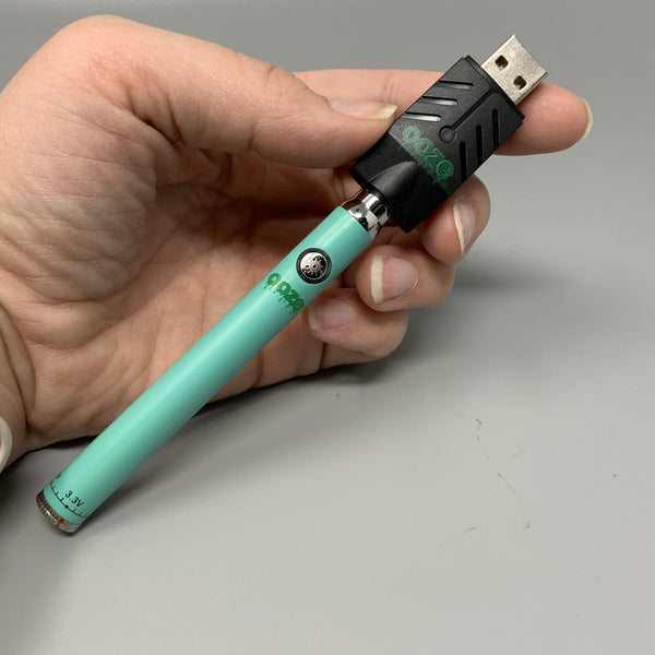 Ooze Slim Twist Battery 320 mAh-Slime Twist Battery + Smart USB