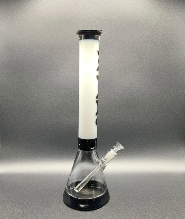 MAV 18” Hermosa Beaker Bong (Black and White)